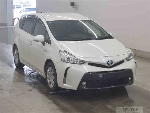 2017 Toyota PRIUS α