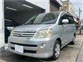 2005 Toyota Noah