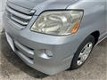 2005 Toyota Noah