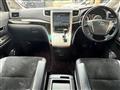 2014 Toyota Vellfire