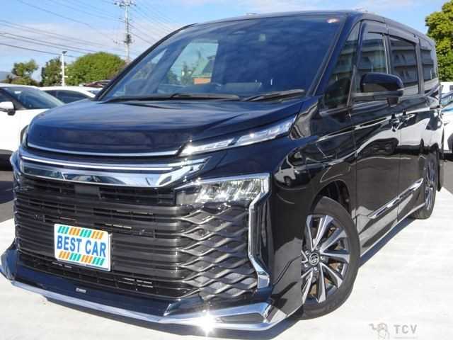 2023 Toyota Voxy