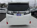 2015 Toyota Vellfire
