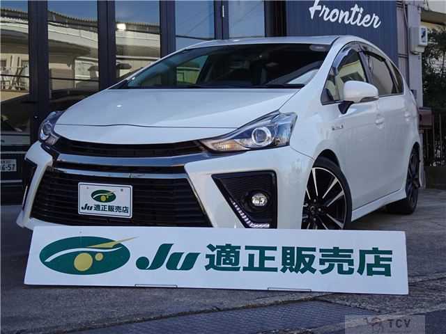 2016 Toyota PRIUS α