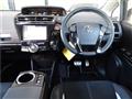 2016 Toyota PRIUS α