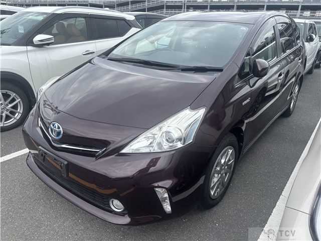 2015 Toyota PRIUS α