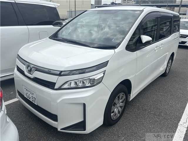 2018 Toyota Voxy