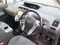 2013 Toyota PRIUS α