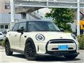 2021 BMW MINI