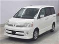 2006 Toyota Voxy
