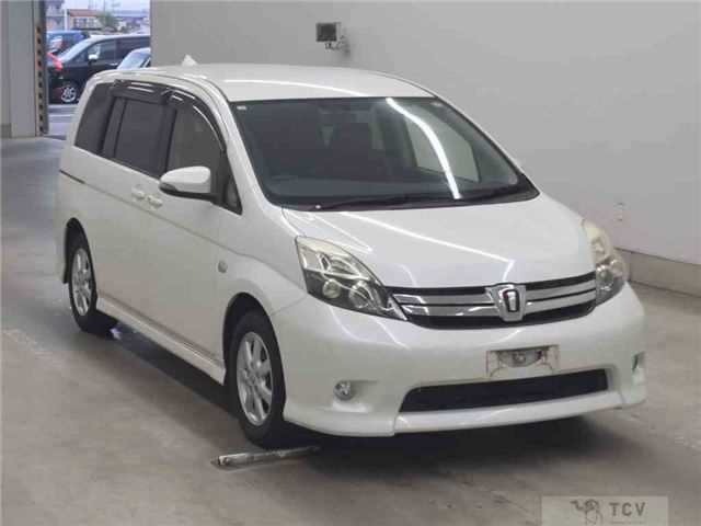 2015 Toyota Isis