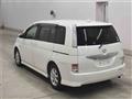 2015 Toyota Isis