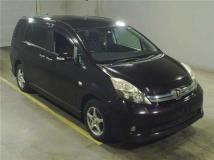 2011 Toyota Isis