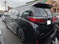 2023 Toyota Alphard Hybrid