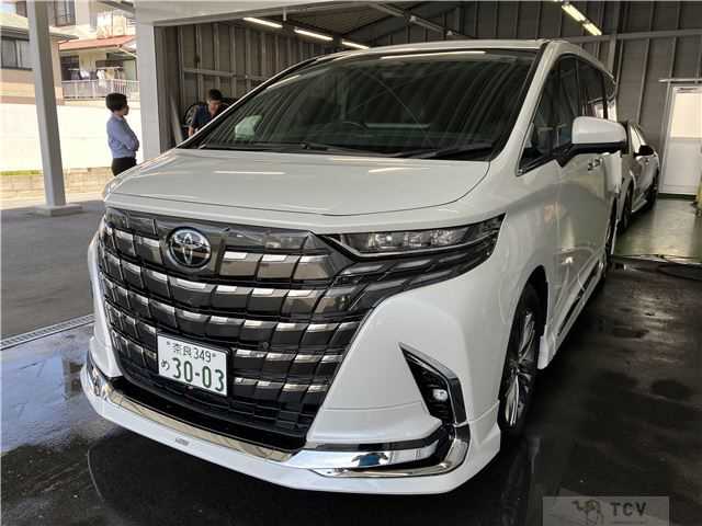 2025 Toyota Alphard Hybrid