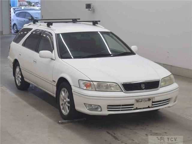 2001 Toyota Mark II Qualis