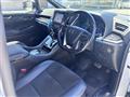 2020 Toyota Alphard Hybrid