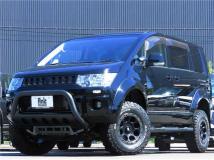 2015 Mitsubishi Delica D5