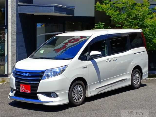 2015 Toyota Noah