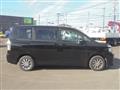 2010 Toyota Voxy
