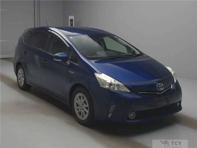 2014 Toyota PRIUS α