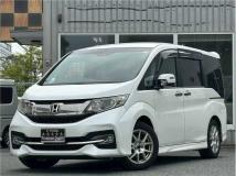 2016 Honda Step WGN
