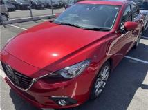 2015 Mazda Axela