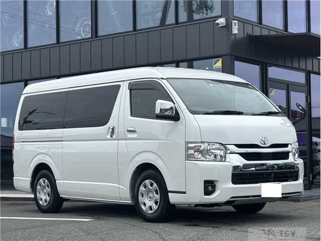 2023 Toyota Hiace Wagon