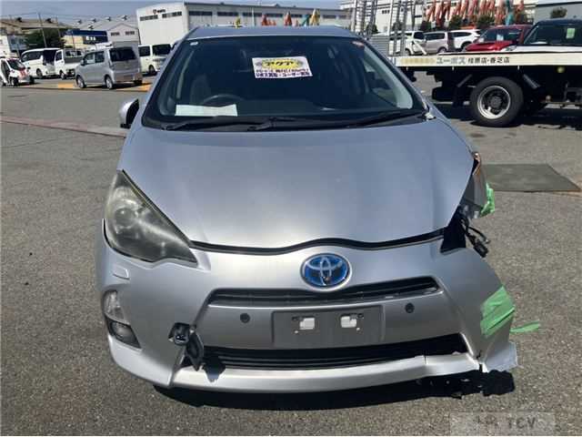 2012 Toyota AQUA