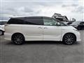 2014 Toyota Estima Hybrid