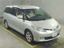 2014 Toyota Estima