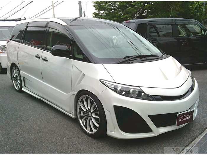 2013 Toyota Estima