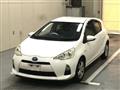 2013 Toyota AQUA