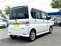 2011 Daihatsu Tanto