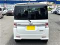 2011 Daihatsu Tanto