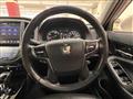 2017 Toyota Crown Athlete Series
