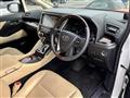 2016 Toyota Alphard G
