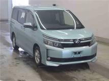 2015 Toyota Voxy