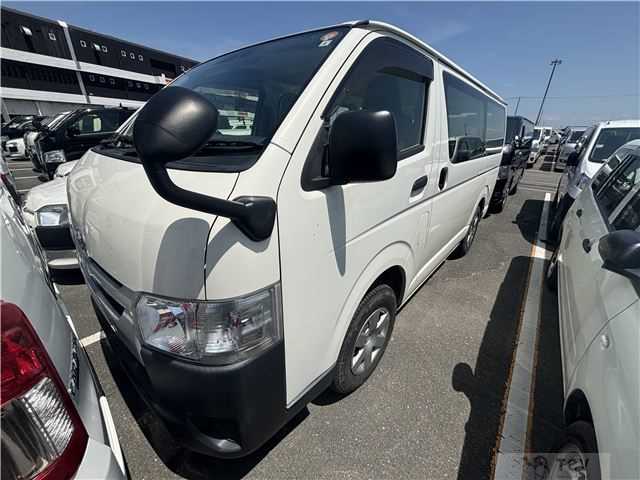 2022 Toyota Hiace Van