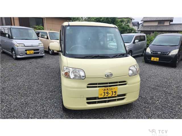 2010 Daihatsu Tanto