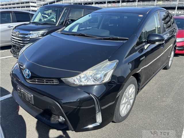 2015 Toyota PRIUS α
