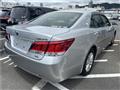 2015 Toyota Crown Hybrid