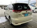2015 Toyota Estima Hybrid