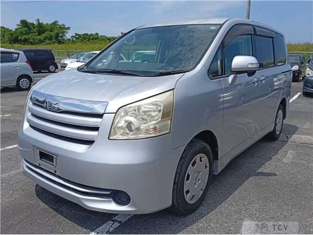 2009 Toyota Noah