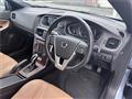 2018 Volvo V40