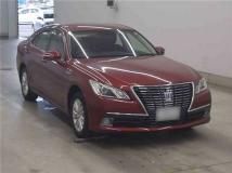 2014 Toyota Crown Hybrid