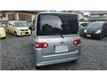 2004 Daihatsu Tanto