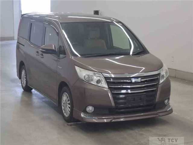 2014 Toyota Noah