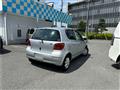 2003 Toyota Vitz
