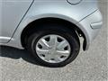 2003 Toyota Vitz