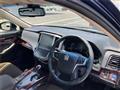 2013 Toyota Crown Hybrid